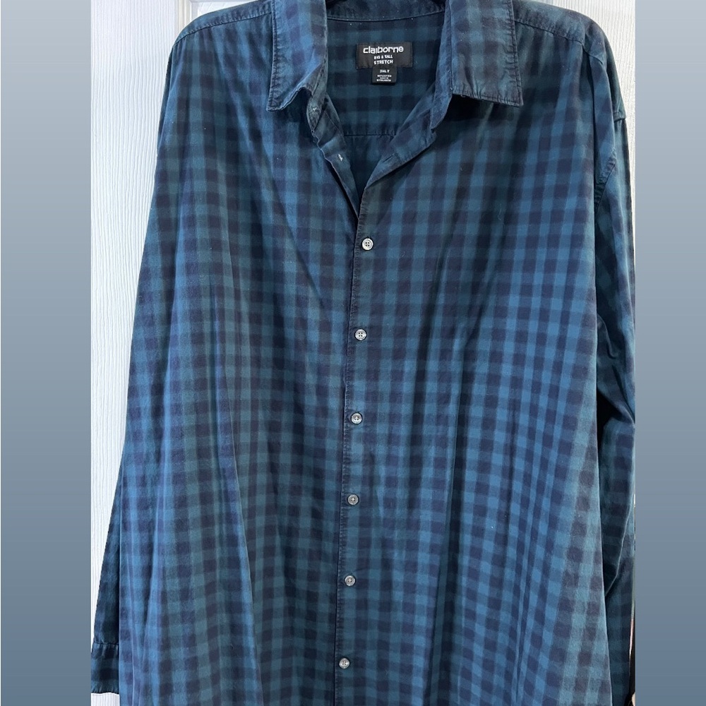 Claiborne Men's Navy and Teal Plaid Button-Down Shirt **4XLT